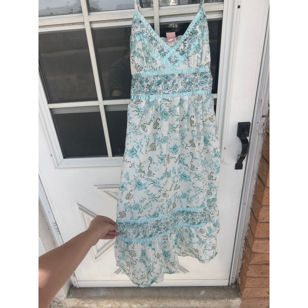 Floral Lace-Trim Midi Dress in Light Blue and White